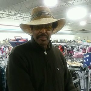 Meet your Posher, Henry